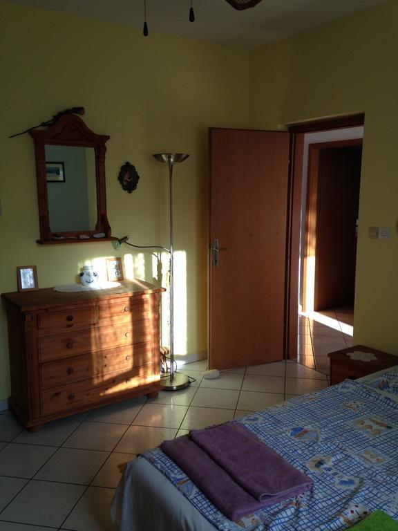 Apartments Vanda Vrboska Cameră foto
